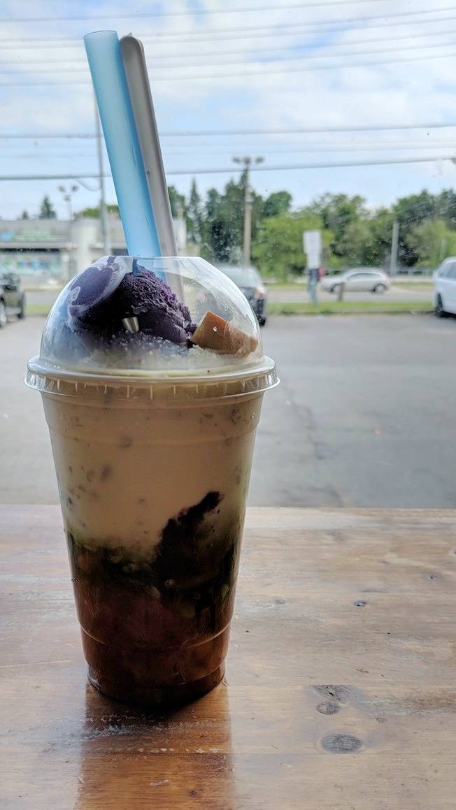 Jakylynnes | restaurant | 3430 Sheppard Ave E, Scarborough, ON M1T 3K4, Canada | 4162935121 OR +1 416-293-5121