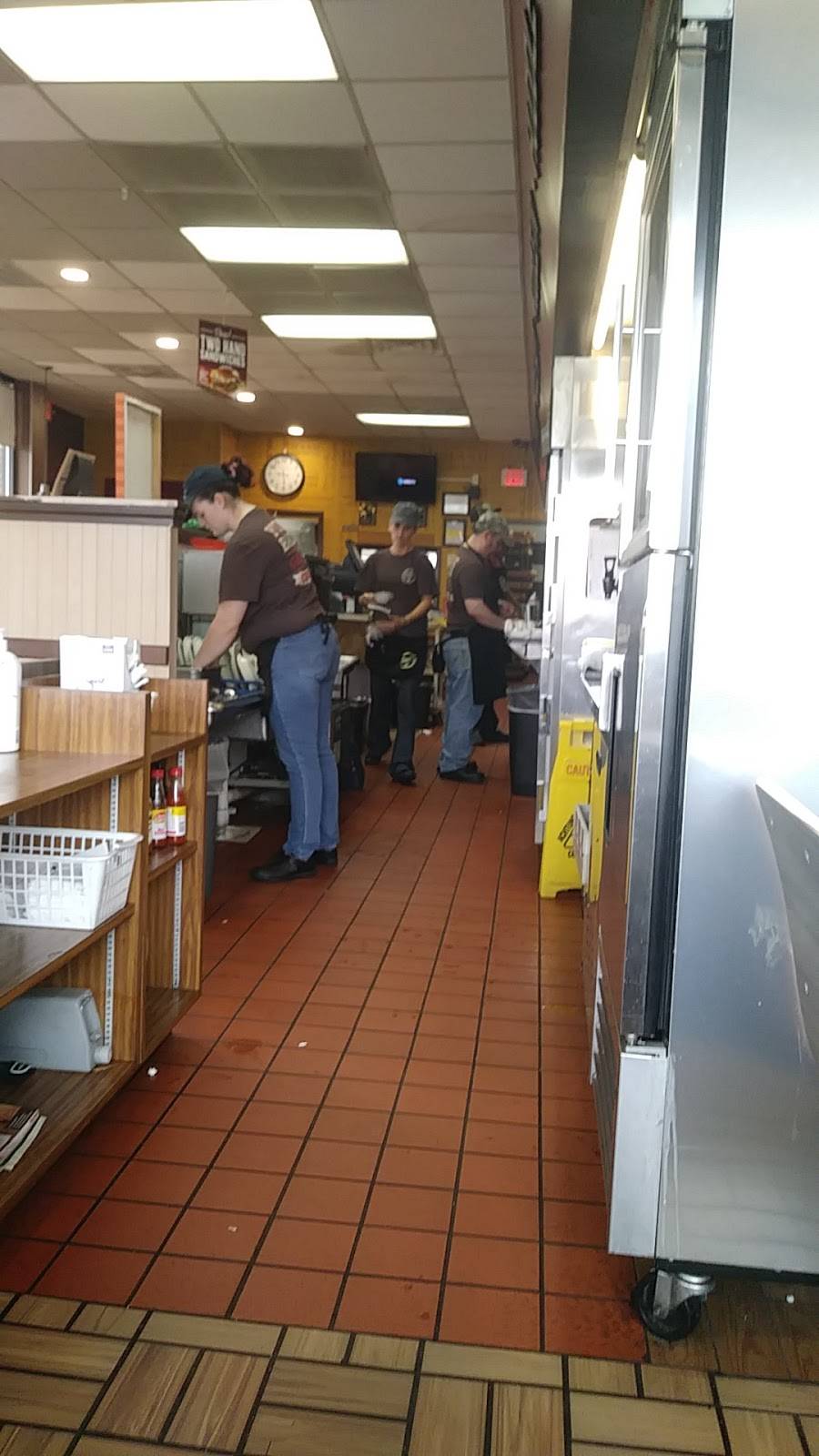 Huddle House | restaurant | 650 N Temple Ave, Starke, FL 32091, USA | 9049642236 OR +1 904-964-2236