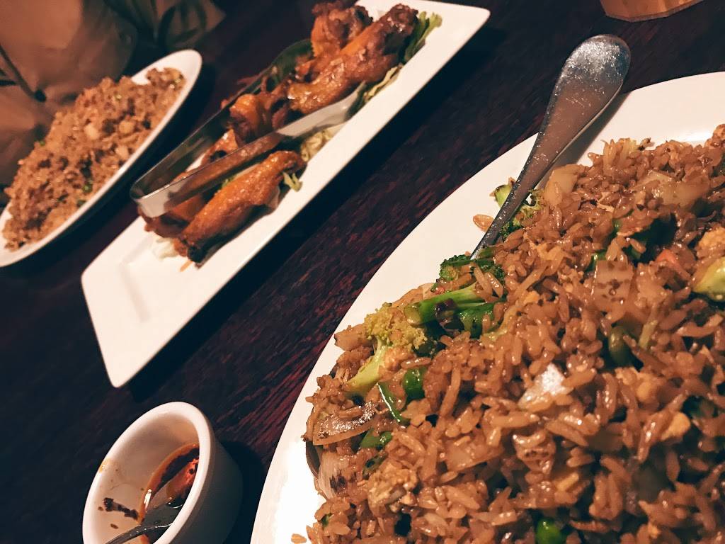 Asian Garden | restaurant | 12857 Braemar Village Pz, Bristow, VA 20136, USA | 7033938777 OR +1 703-393-8777