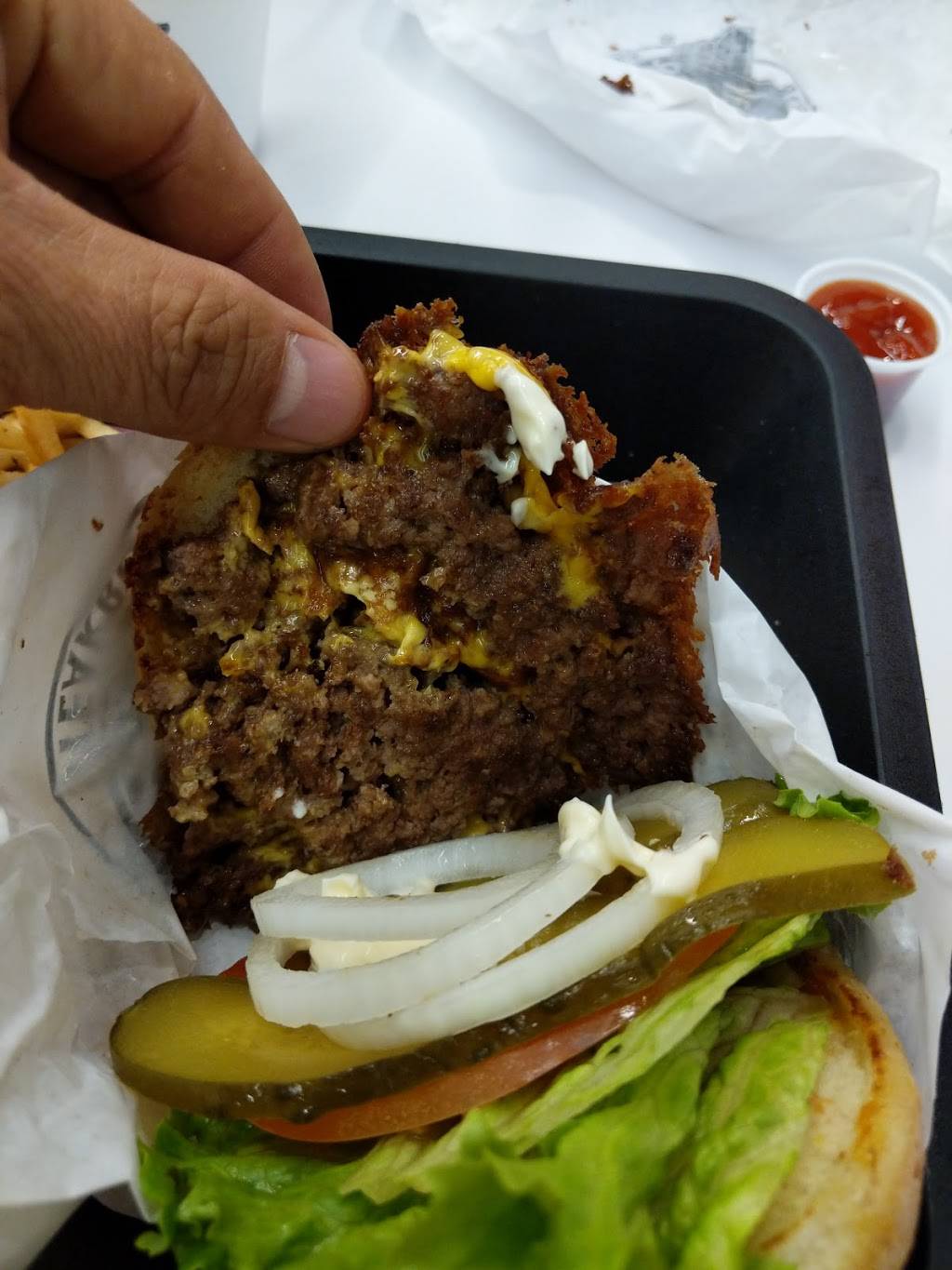 Steak n Shake | restaurant | 1795 S Alameda, Compton, CA 90220, USA | 3106350081 OR +1 310-635-0081