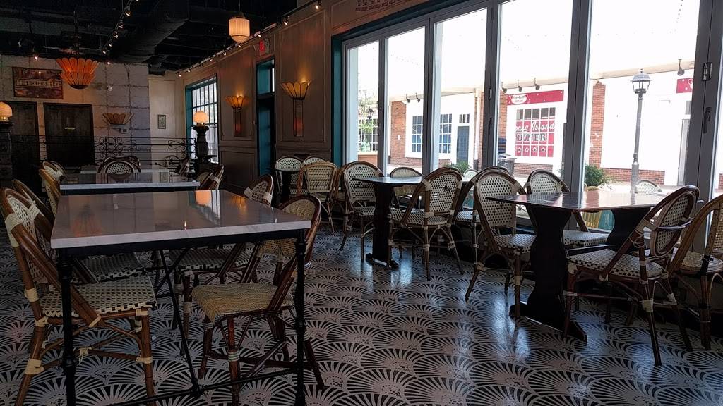 Petite LouLou Creperie + Bar à Vins | cafe | 713 E Main St, Purcellville, VA 20132, USA | 5404413135 OR +1 540-441-3135