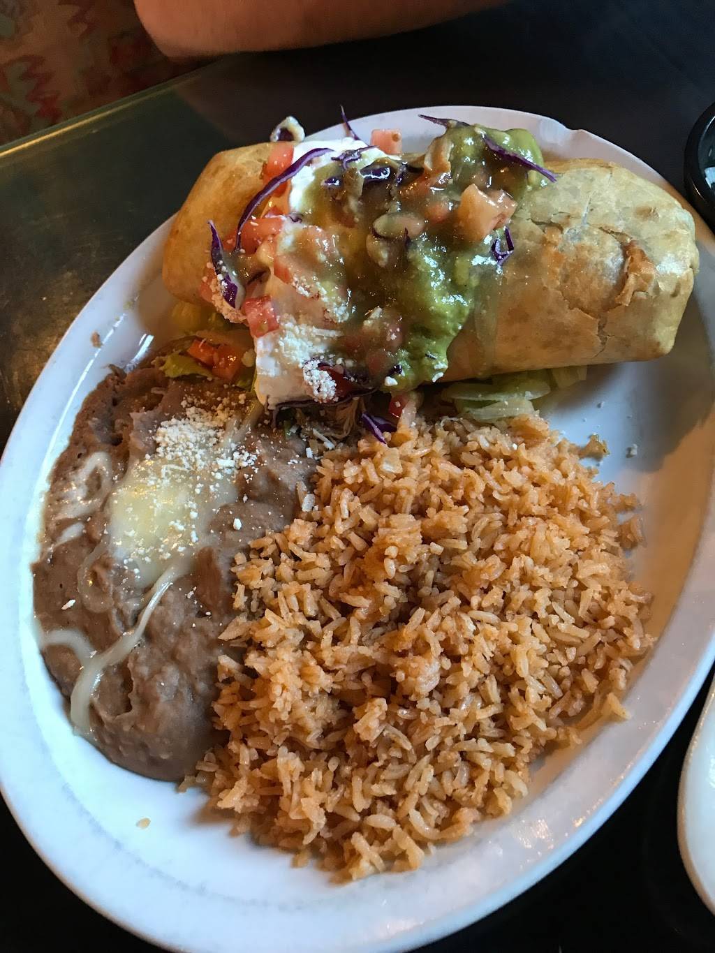 El Jardin | restaurant | 157 S Sierra Ave, Oakdale, CA 95361, USA | 2098478209 OR +1 209-847-8209