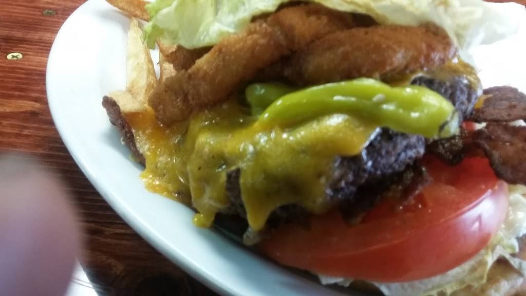 Wynns Seafood and Barbecue | restaurant | 1569 Tara Hills Dr, Pinole, CA 94564, USA | 5102835286 OR +1 510-283-5286