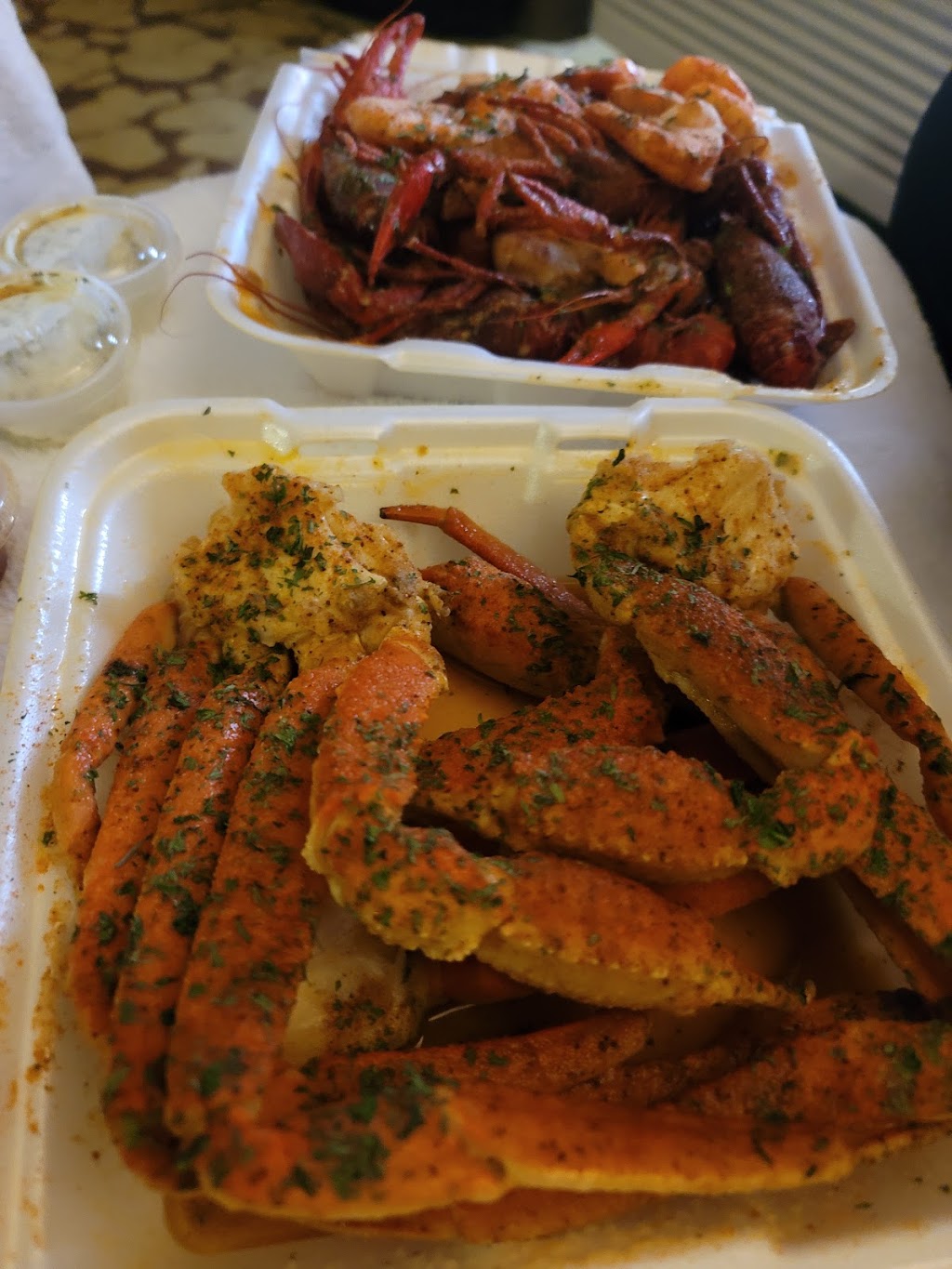 Leolas Crab Shack | restaurant | 1911 S Adams St, Tallahassee, FL 32301, USA | 8505750395 OR +1 850-575-0395