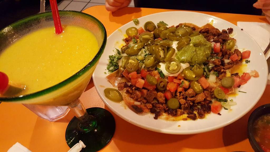 Mi Pueblo | restaurant | 800 Petaluma Blvd N, Petaluma, CA 94952, USA | 7077628192 OR +1 707-762-8192