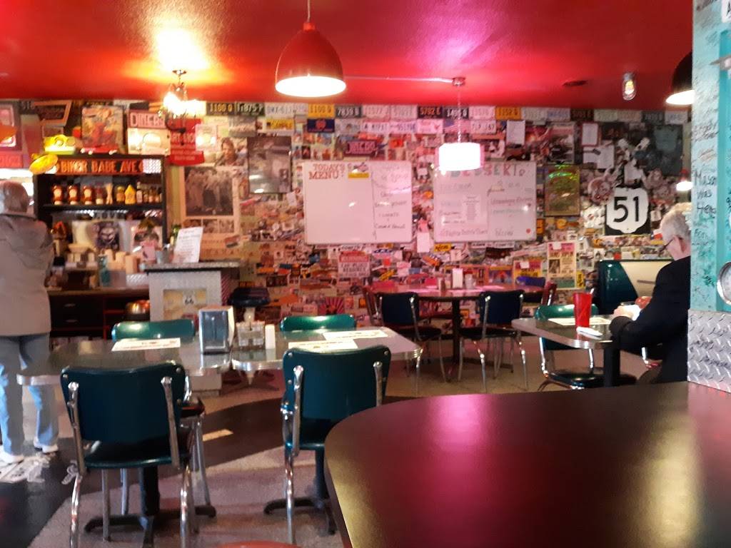 Speedtrap Diner | restaurant | 310 E Main St, Woodville, OH 43469, USA | 4198493665 OR +1 419-849-3665