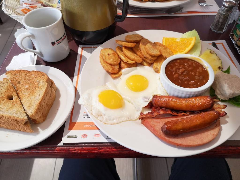 Eggsquis | restaurant | 723 Rue Principale, Granby, QC J2G 2Y6, Canada | 4507773770 OR +1 450-777-3770