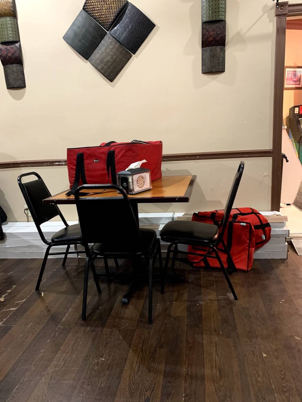 Angelinas Pizza & Restaurant | restaurant | 53 Linden St, Hackensack, NJ 07601, USA | 2019071644 OR +1 201-907-1644