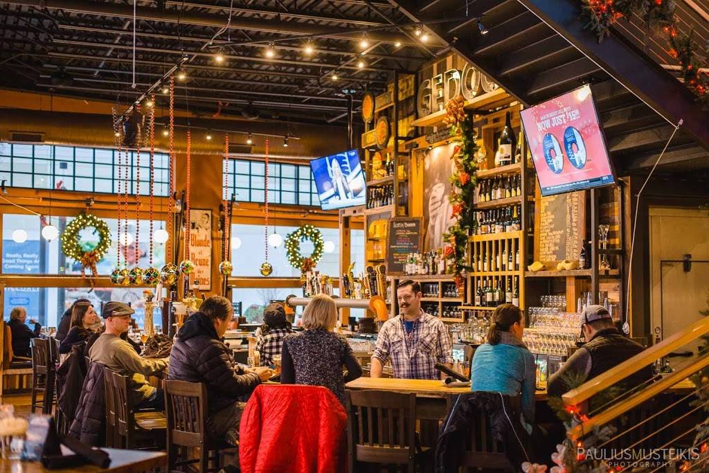 Café Hollander - Hilldale | restaurant | 701 Hilldale Way, Madison, WI 53705, USA | 6082373168 OR +1 608-237-3168