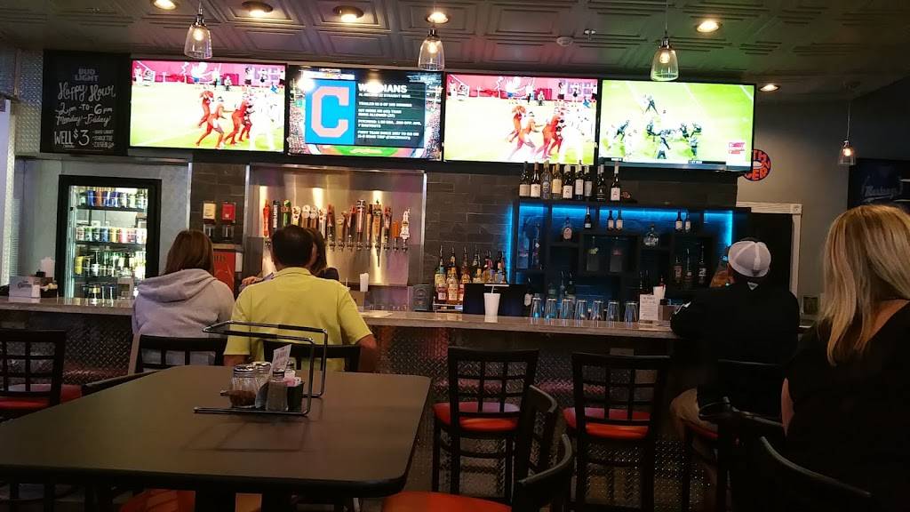 Center Court Pizza & Brew | meal takeaway | 2111 W Parkwood Ave #117, Friendswood, TX 77546, USA | 8324819234 OR +1 832-481-9234