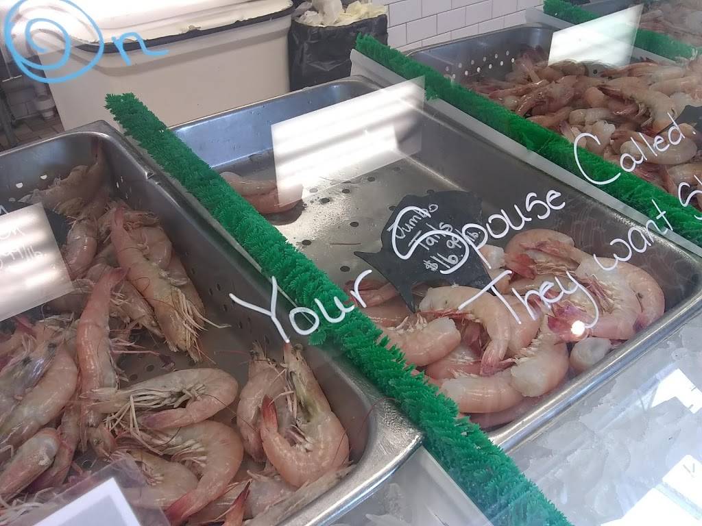 Pelican Point Seafood | restaurant | 933 Dodecanese Blvd, Tarpon Springs, FL 34689, USA | 7279343134 OR +1 727-934-3134