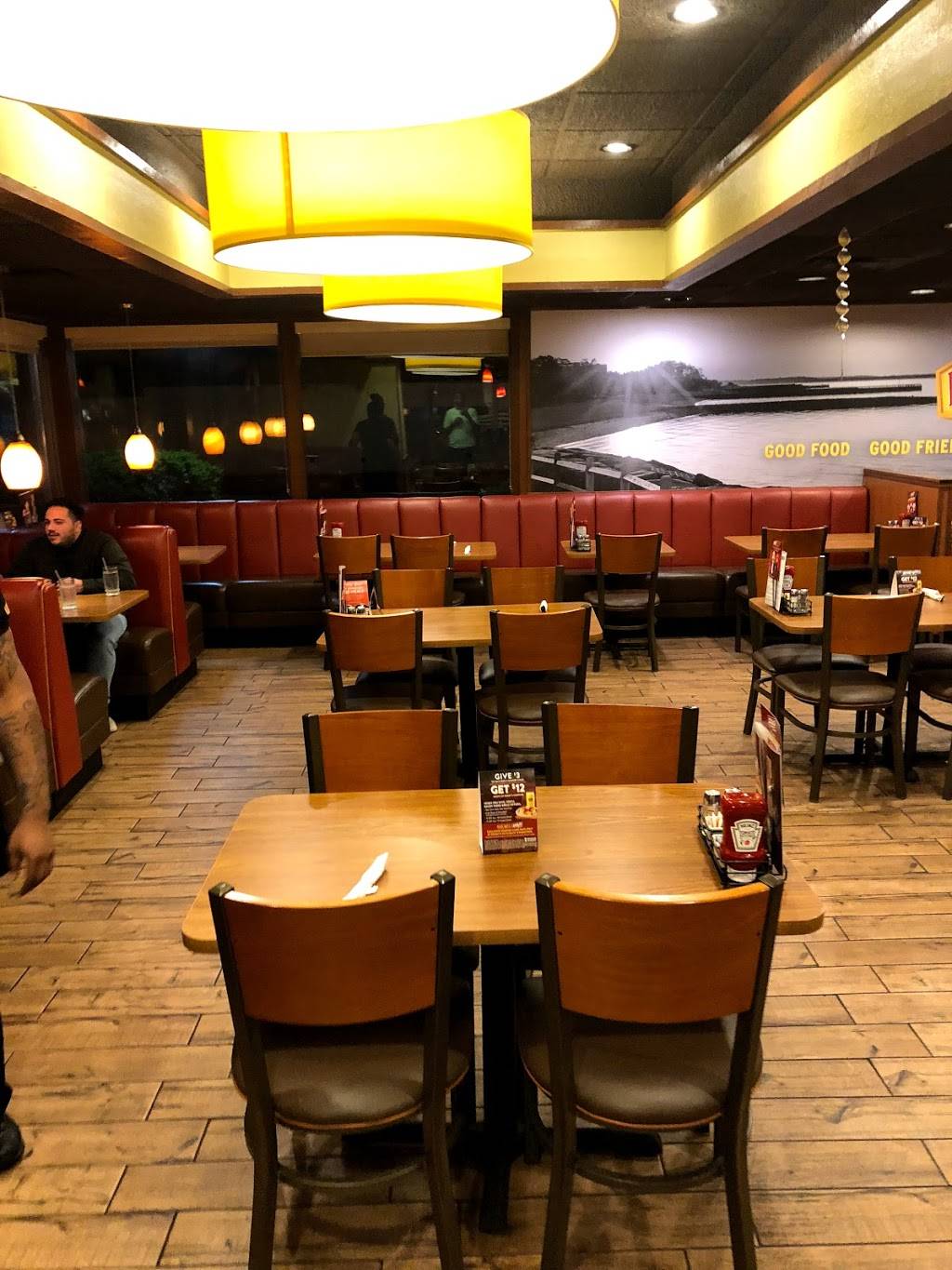 Dennys | restaurant | 487 Saw Mill Rd, West Haven, CT 06516, USA | 2039321421 OR +1 203-932-1421
