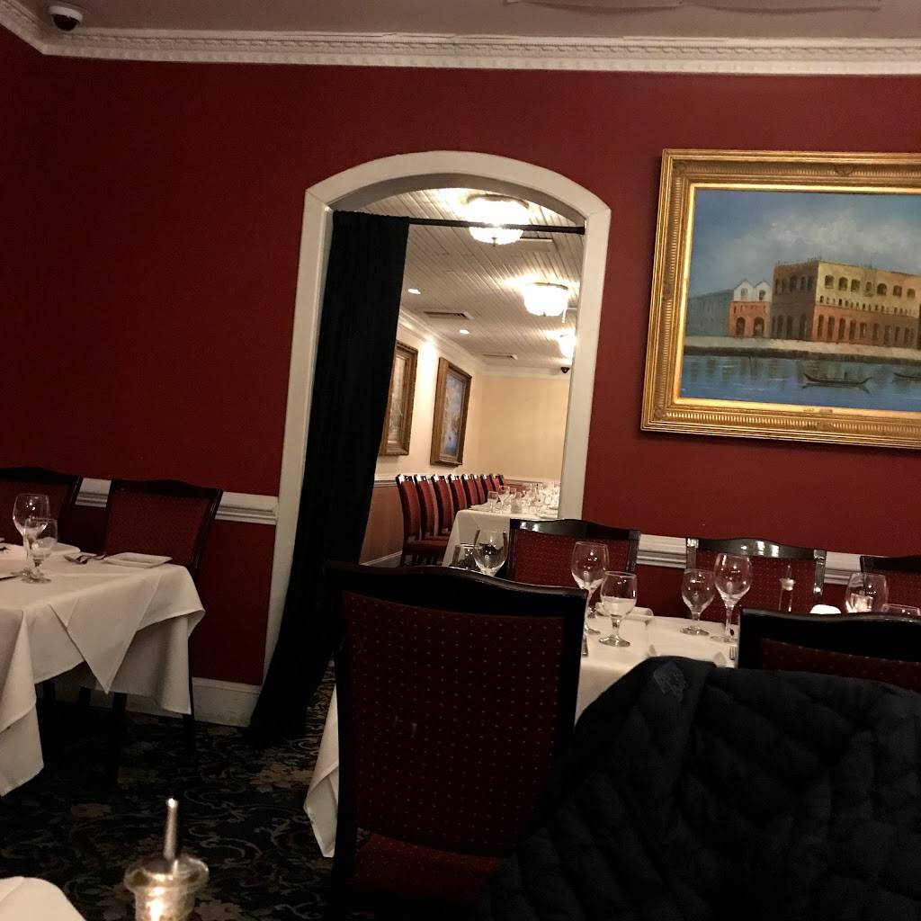 Da Domenico Ristorante | restaurant | 1992 Chain Bridge Rd, Tysons, VA 22102, USA | 7037909000 OR +1 703-790-9000
