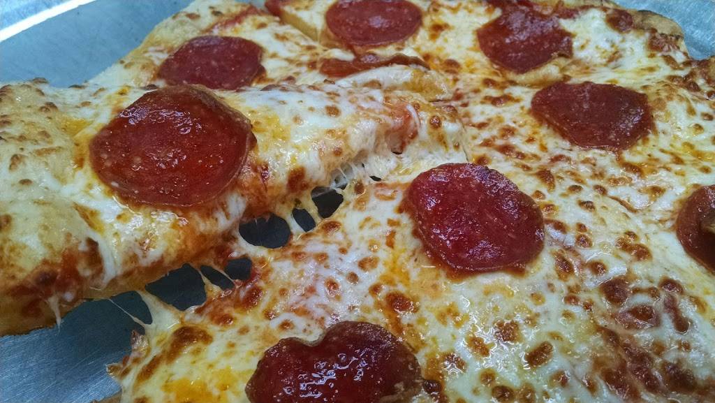 Pizza Factory & Grill | meal takeaway | 5820, 1024 Georgia Rd, Franklin, NC 28734, USA | 8283498888 OR +1 828-349-8888