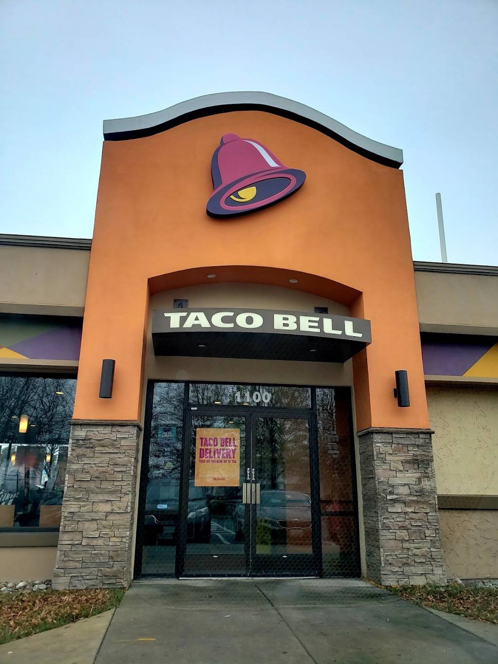 Taco Bell | meal takeaway | 1100 Rockville Pike, Rockville, MD 20852, USA | 3012516790 OR +1 301-251-6790