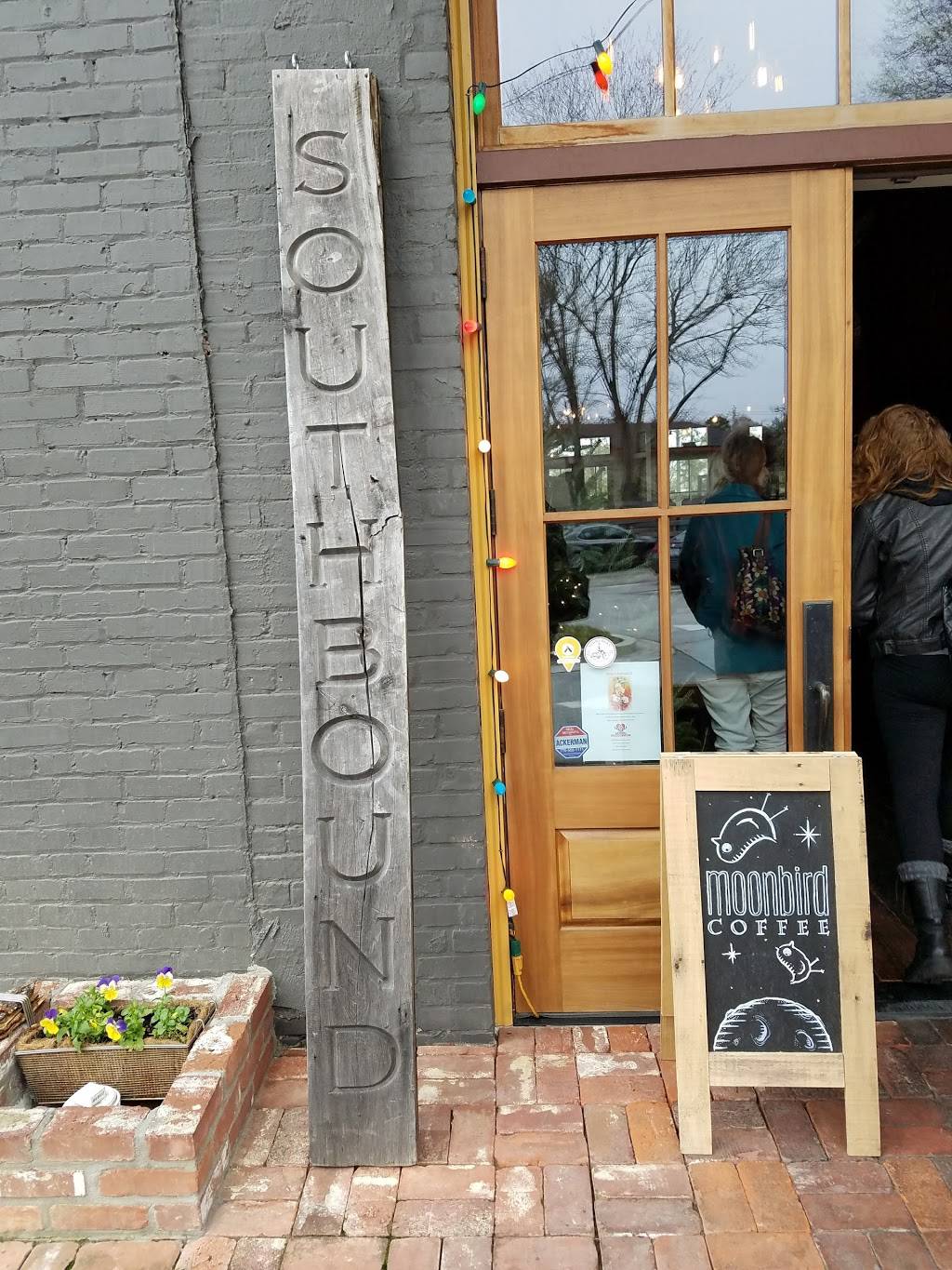 Southbound | restaurant | 5394 Peachtree Rd, Chamblee, GA 30341, USA | 6785805579 OR +1 678-580-5579