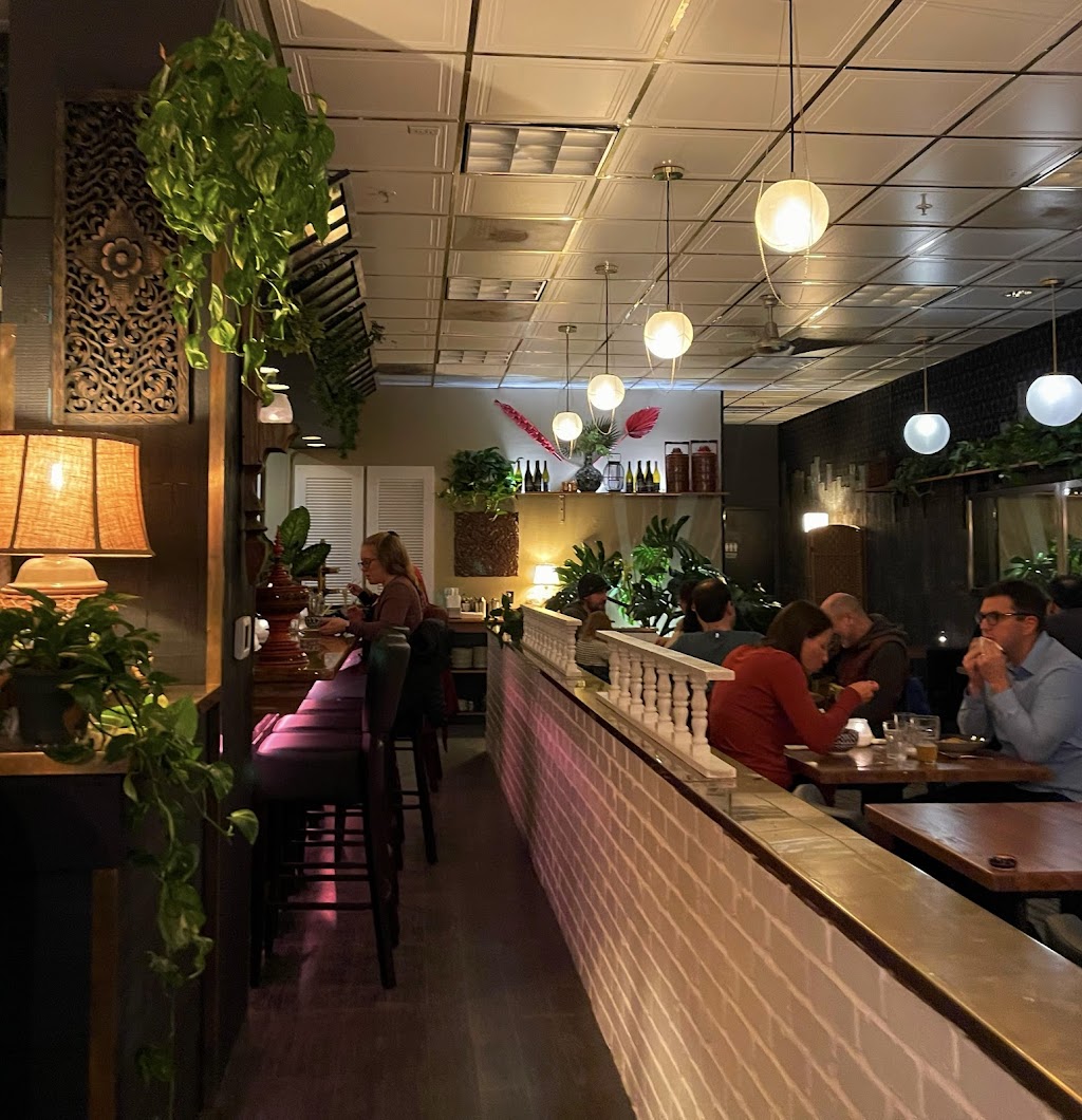 Top Burmese Burma Joy | restaurant | 1305 NW 23rd Ave, Portland, OR 97210, USA | 5032068560 OR +1 503-206-8560