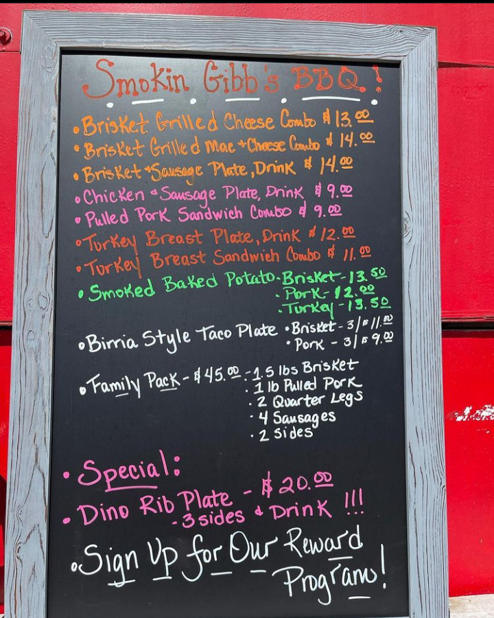 Smokin Gibbs Barbecue | restaurant | 1701 S Hackberry, San Antonio, TX 78210, USA | 2109138143 OR +1 210-913-8143