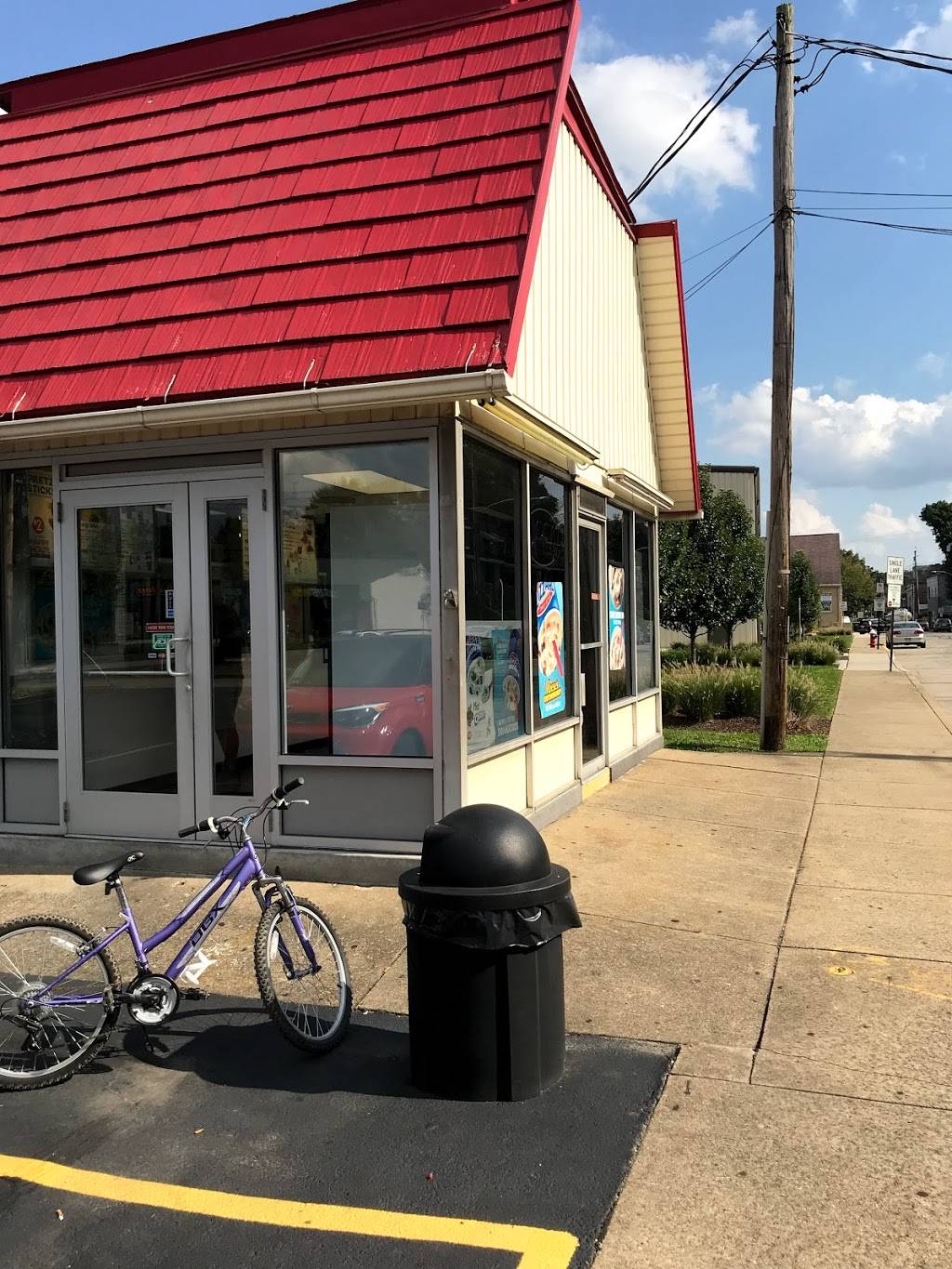 Dairy Queen | restaurant | 507 5th Ave, Coraopolis, PA 15108, USA | 4122645610 OR +1 412-264-5610