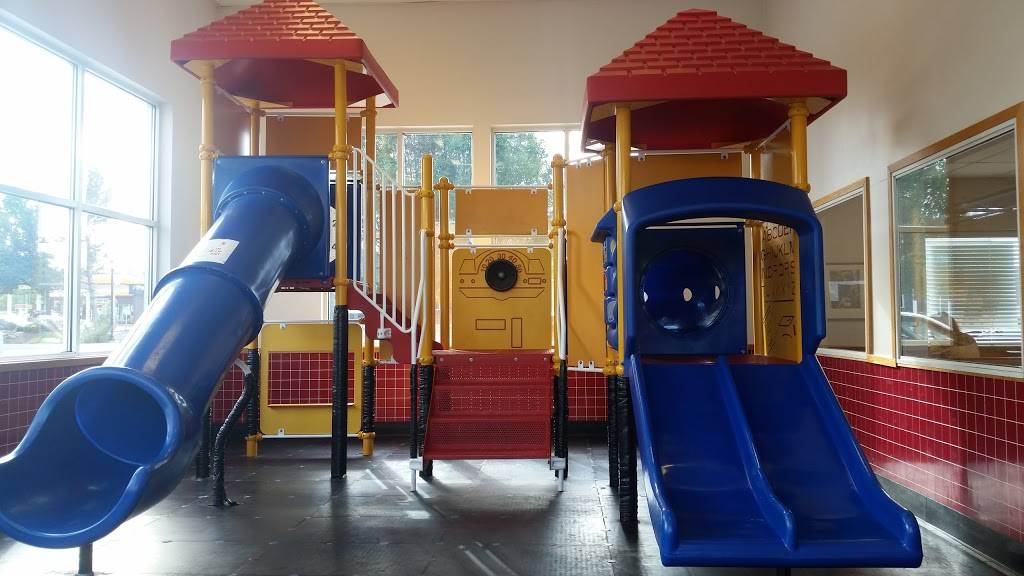 Arctic Circle | meal takeaway | 12555 1300 W, Riverton, UT 84065, USA | 8012531655 OR +1 801-253-1655