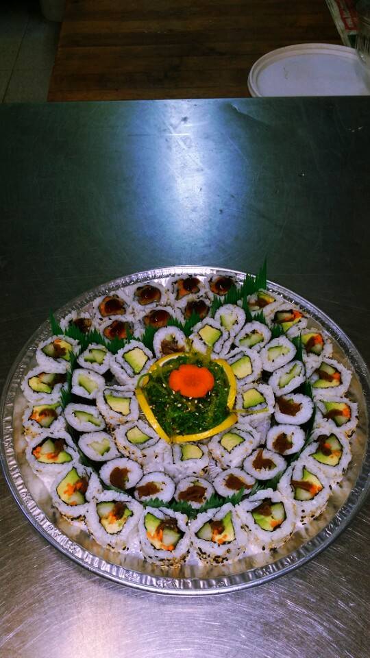 Holiday Gardens & Dodai Sushi | restaurant | 277 Lakeshore Rd E, Mississauga, ON L5G 1G8, Canada | 9052789882 OR +1 905-278-9882