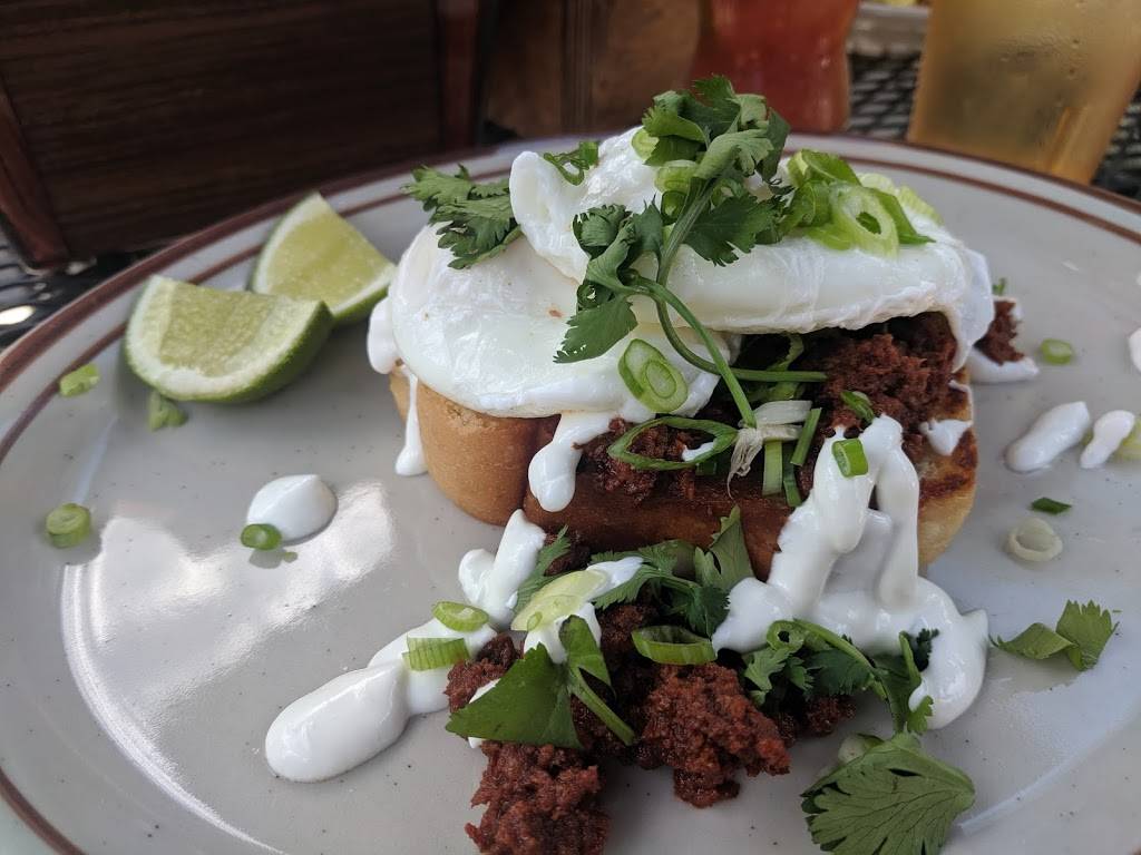 Bulls Horn Food and Drink | restaurant | 4563 S 34th Ave, Minneapolis, MN 55406, USA | 6122081378 OR +1 612-208-1378