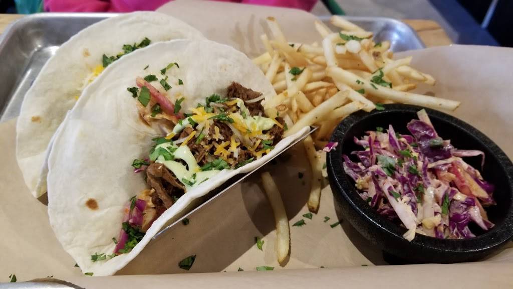 Loco Patron Brewery | restaurant | 14950 N Northsight Blvd, Scottsdale, AZ 85260, USA | 4806997271 OR +1 480-699-7271