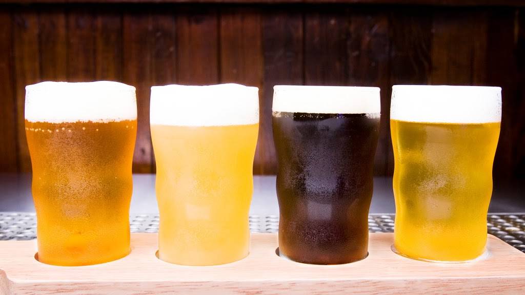 Growler Haus Fountain Inn | restaurant | 101 N Main St, Fountain Inn, SC 29644, USA | 8644092337 OR +1 864-409-2337