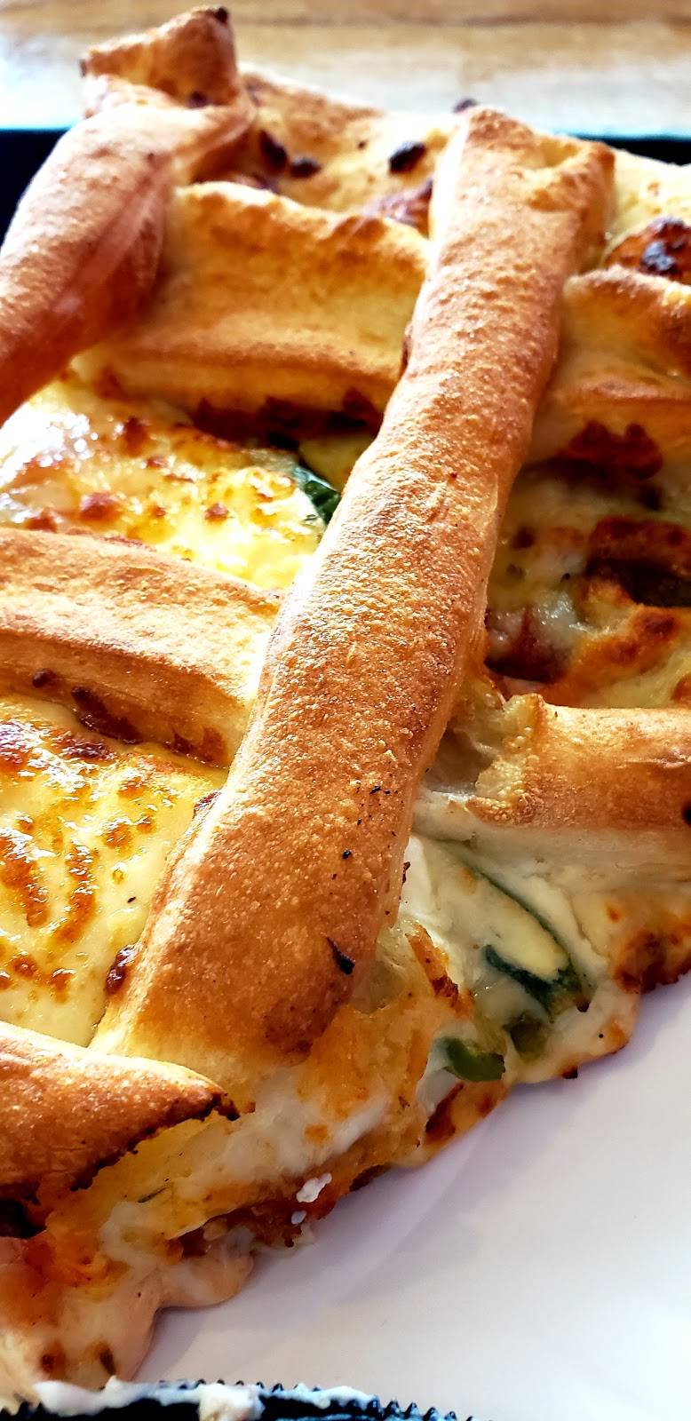 Pizza By George | restaurant | 11 Freetown Rd, Raymond, NH 03077, USA | 6038950133 OR +1 603-895-0133