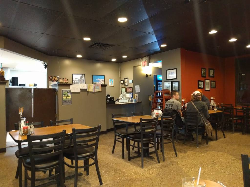 Marias Italian Restaurant | restaurant | 586 145th Ave, Caledonia, MI 49316, USA | 6168919571 OR +1 616-891-9571