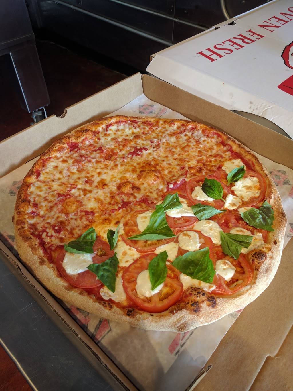 Crushed peppers | restaurant | 20 Broadway #2, Norwood, MA 02062, USA | 7813524006 OR +1 781-352-4006