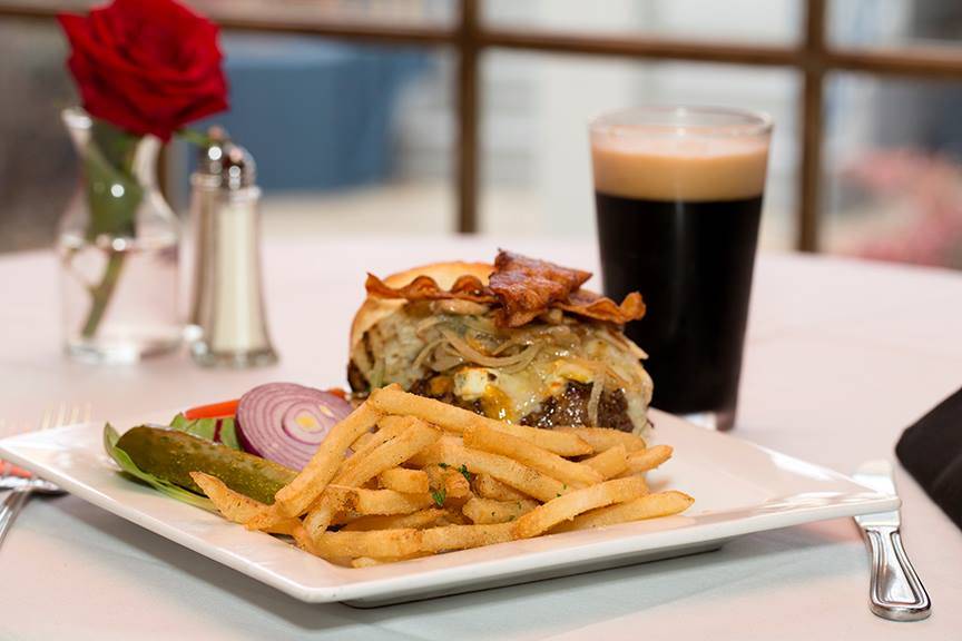 French Hen Bistro & Wine Bar | restaurant | 7143 S Yale Ave, Tulsa, OK 74136, USA | 9184922596 OR +1 918-492-2596