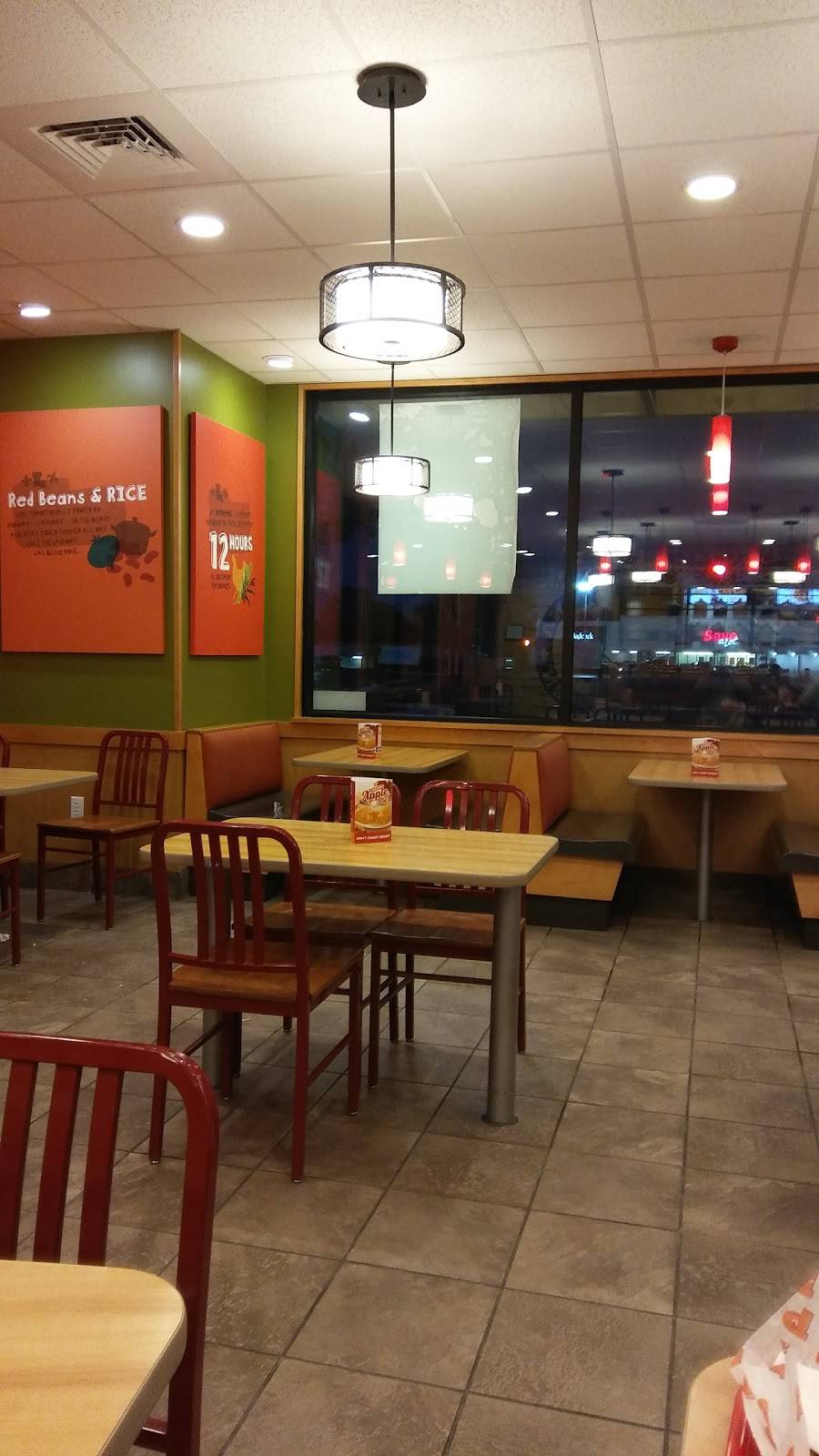 Popeyes Louisiana Kitchen | restaurant | 10786 US-441, Belleview, FL 34420, USA | 3214700200 OR +1 321-470-0200