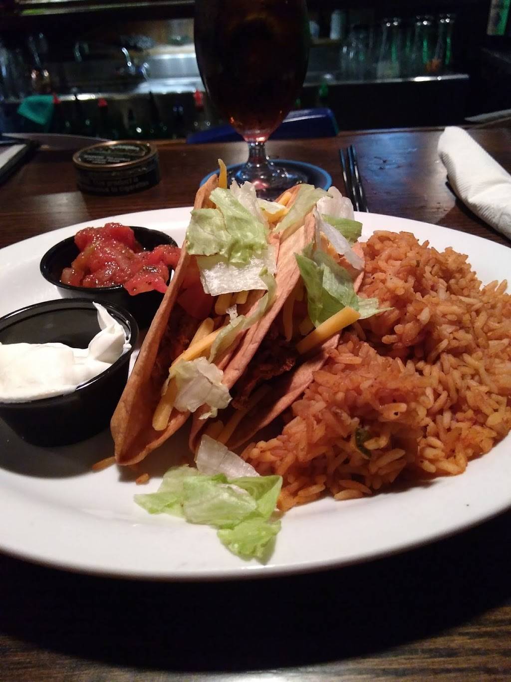 Polo Sports Lounge | restaurant | 25 E 30th Ave, Hutchinson, KS 67502, USA | 6202594313 OR +1 620-259-4313