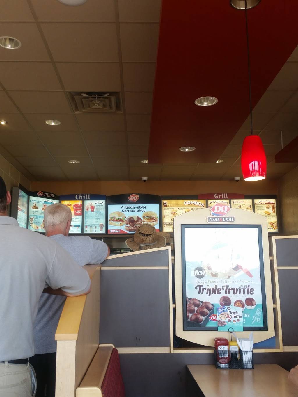 Dairy Queen Grill & Chill | restaurant | 4714 OH-39, Millersburg, OH 44654, USA | 3308930415 OR +1 330-893-0415