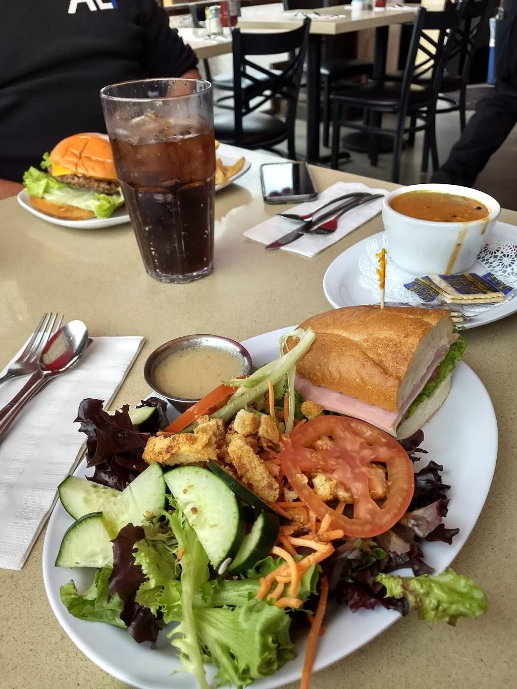 The Sidewalk Cafe | cafe | 1401 Ocean Front Walk, Venice, CA 90291, USA | 3103995547 OR +1 310-399-5547