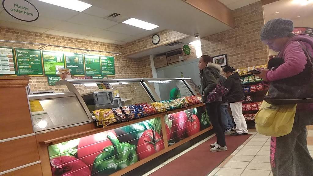 Subway Restaurants | restaurant | 2800 Sullivant Ave, Columbus, OH 43204, USA | 6148241530 OR +1 614-824-1530