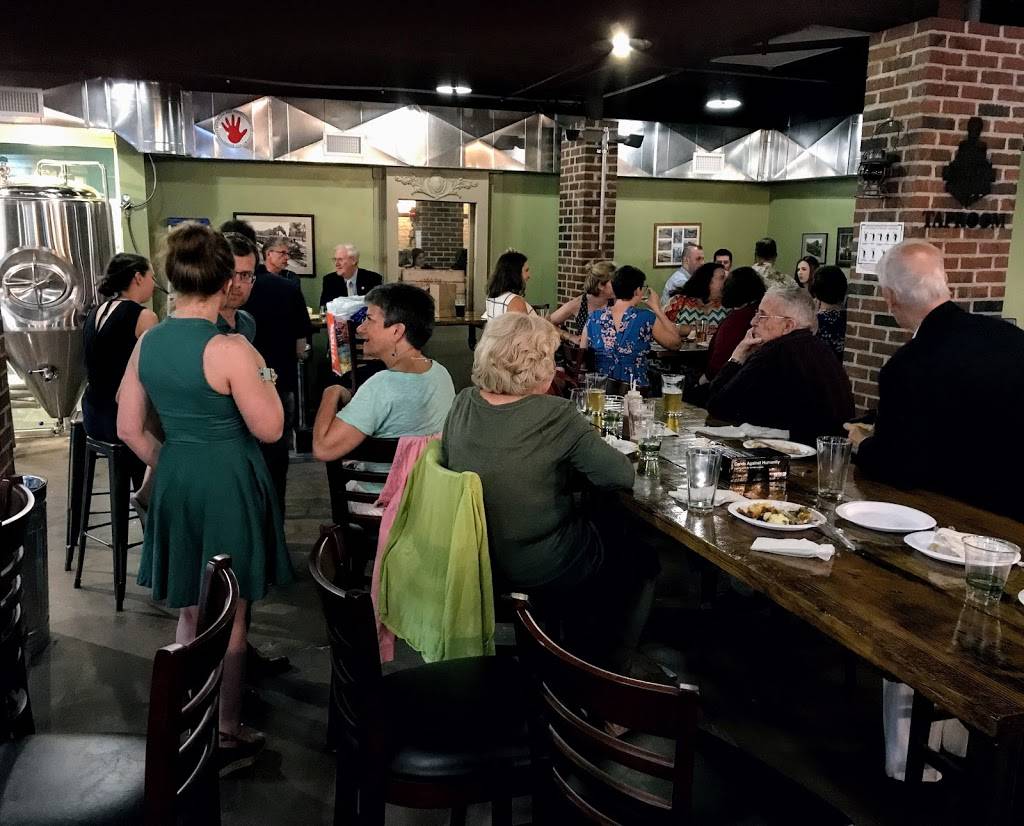 Sidetracked Brewery | restaurant | 609 S Green St, Morganton, NC 28655, USA | 8285445840 OR +1 828-544-5840