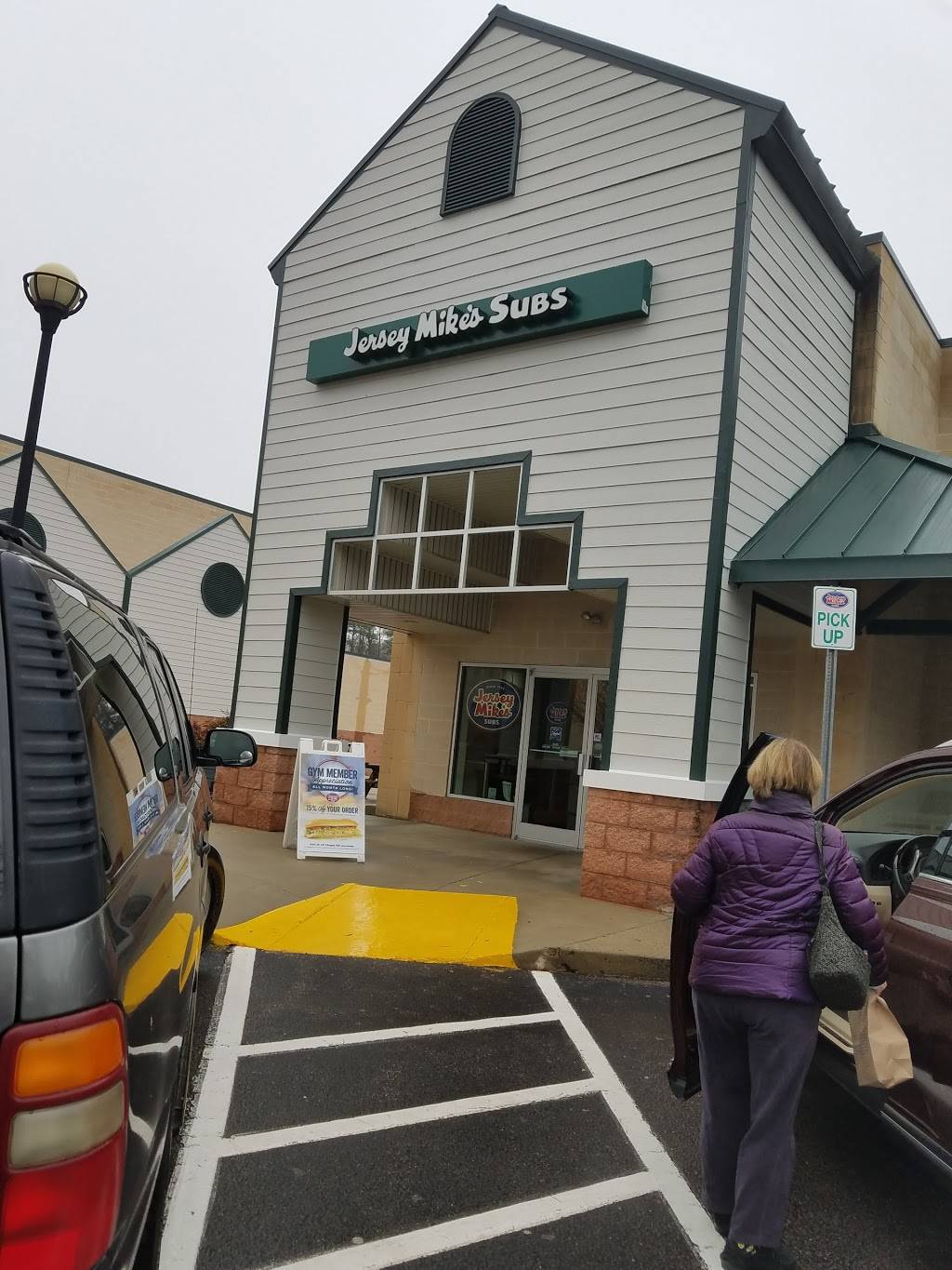 Jersey Mikes Subs | meal takeaway | 1802 M.L.K. Jr Blvd Ste 2, Chapel Hill, NC 27514, USA | 9199038946 OR +1 919-903-8946