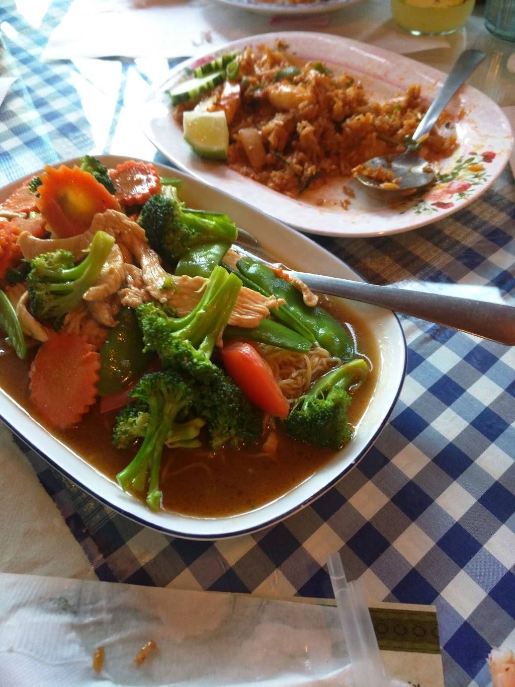 Sala Thai | restaurant | 36 S Fair Oaks Ave, Madison, WI 53714, USA | 6082461889 OR +1 608-246-1889