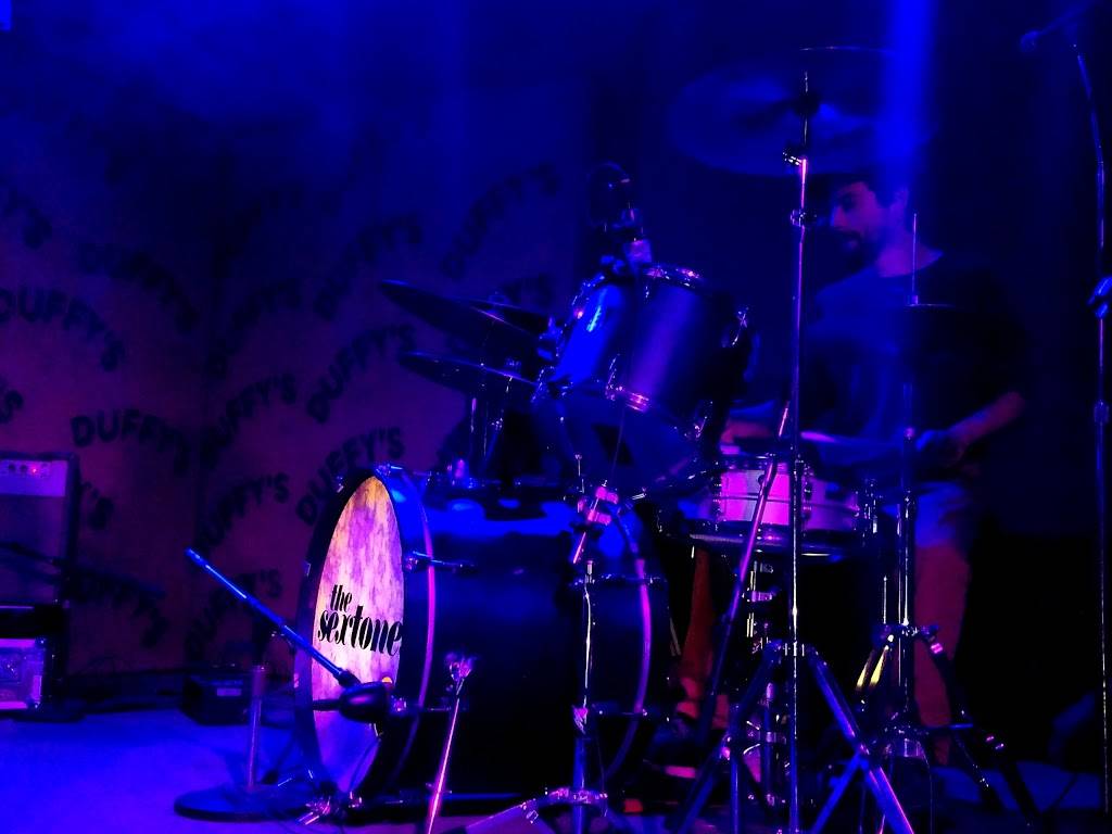 Duffys Tavern | night club | 1412 E O St, Lincoln, NE 68508, USA | 4024743543 OR +1 402-474-3543