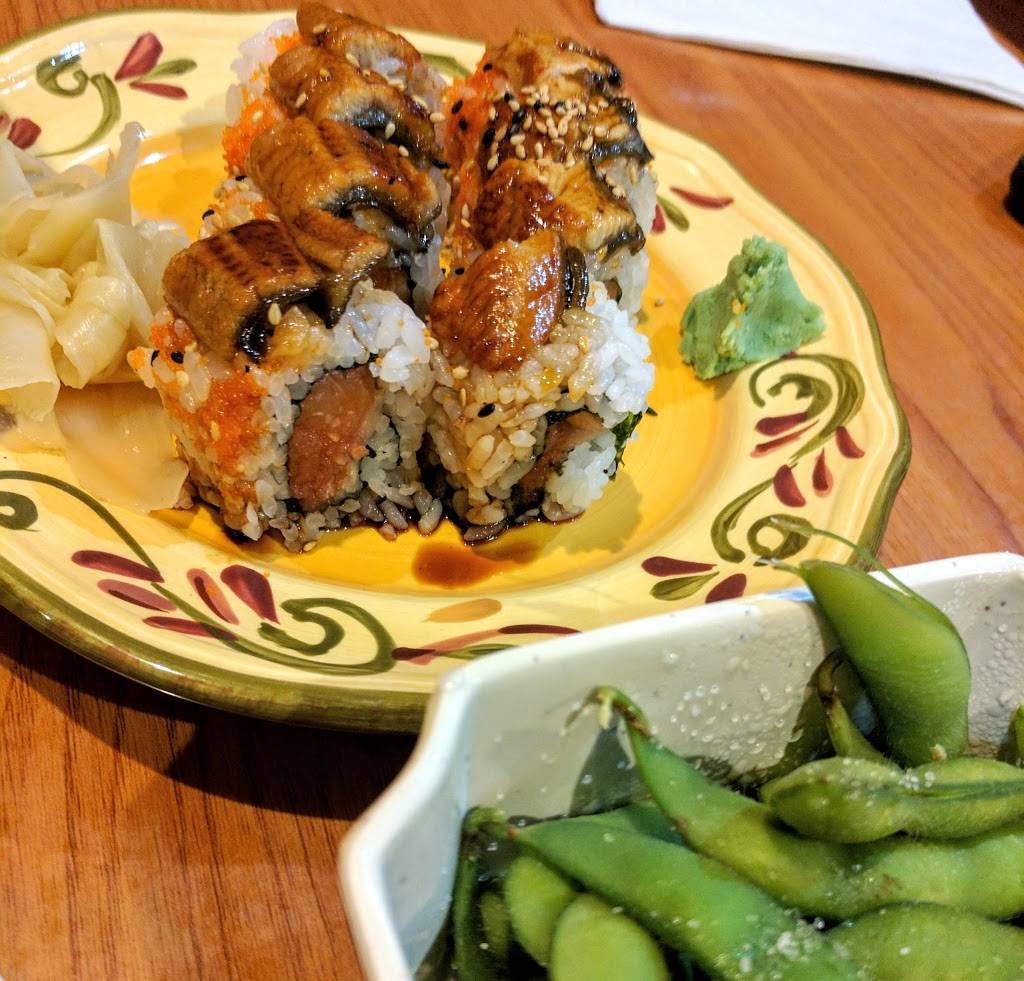 OiShii | restaurant | # M, 1129 Weaver Dairy Rd, Chapel Hill, NC 27514, USA | 9199327002 OR +1 919-932-7002