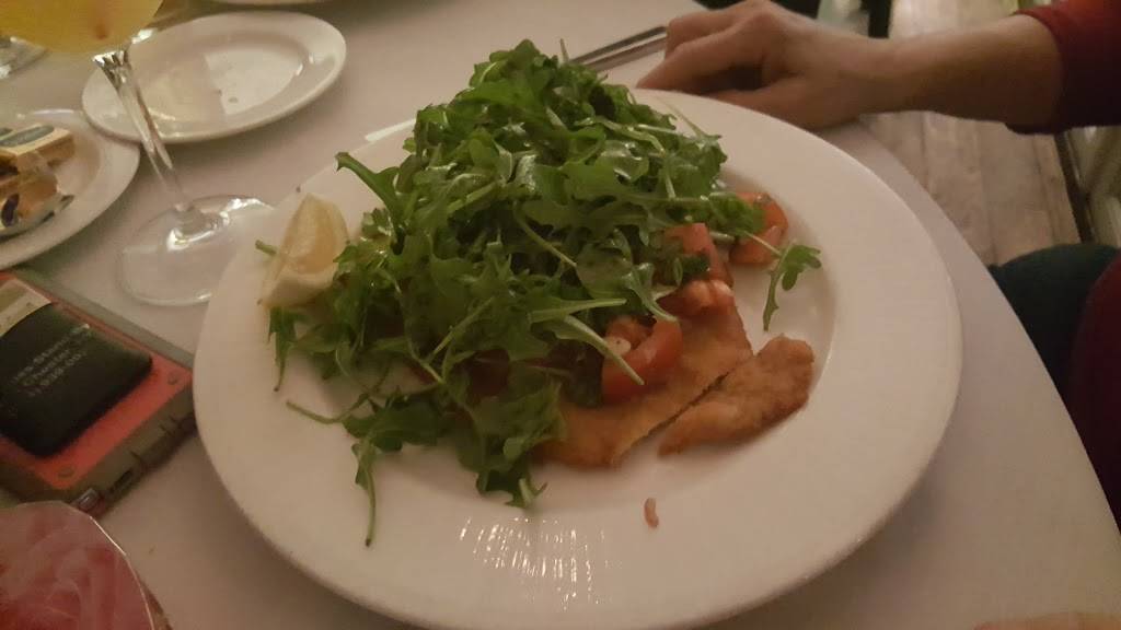 Tuttabella Trattoria | restaurant | 754 White Plains Rd, Scarsdale, NY 10583, USA | 9147250566 OR +1 914-725-0566