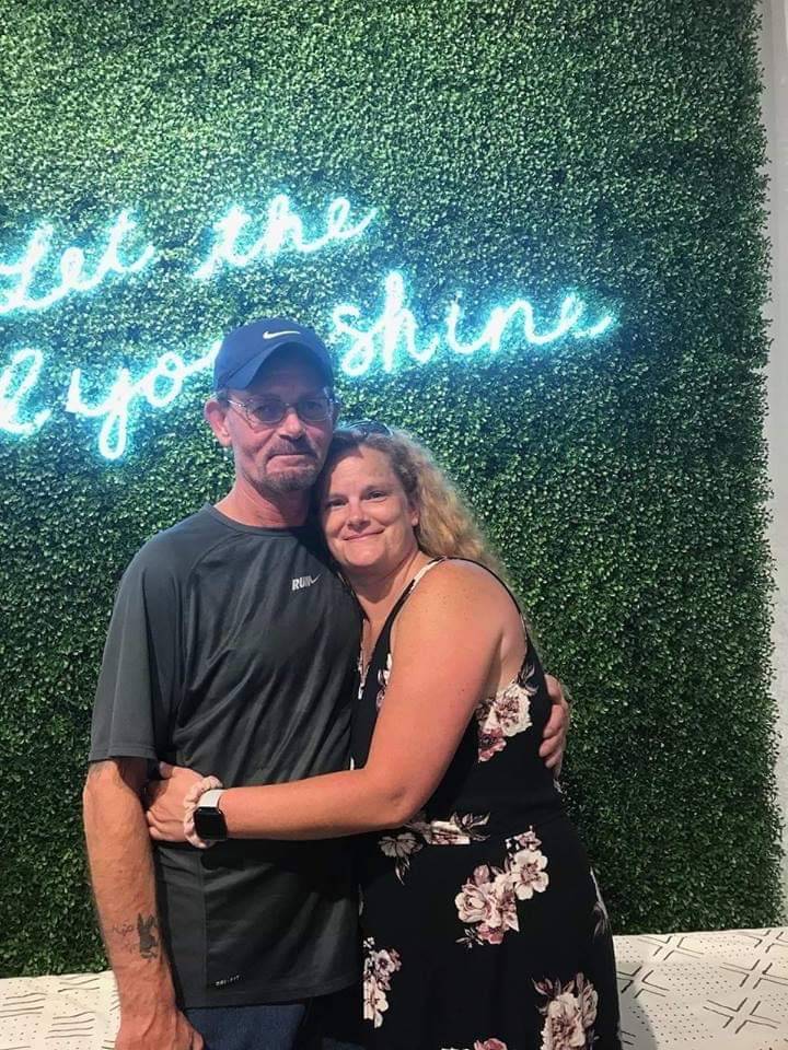 Mayflower Seafood Restaurant | restaurant | 1733 US-19E, Elizabethton, TN 37643, USA | 4235423667 OR +1 423-542-3667