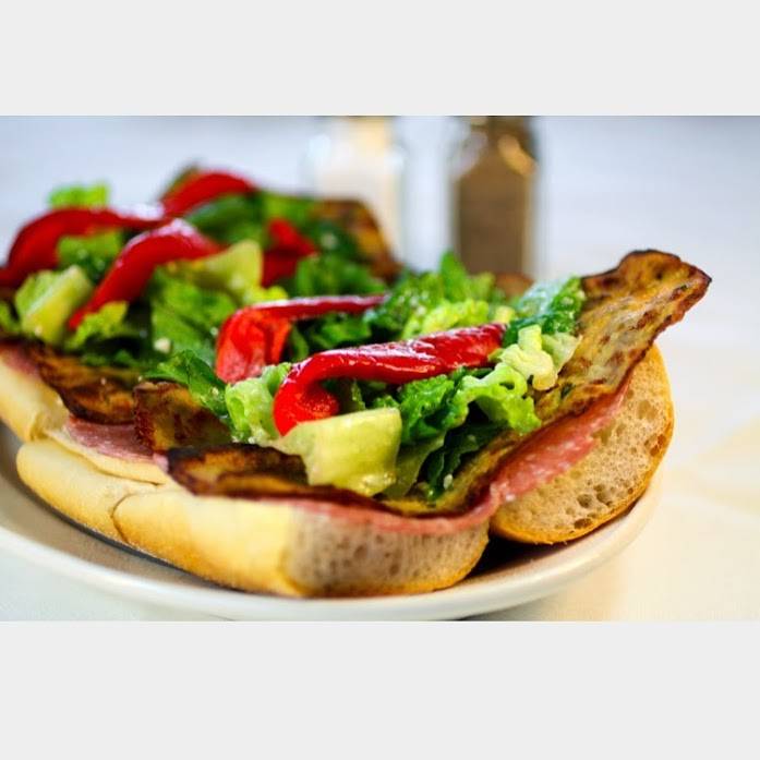 The RoadHouse | restaurant | 1400 Clove Rd, Staten Island, NY 10301, USA | 7184470033 OR +1 718-447-0033