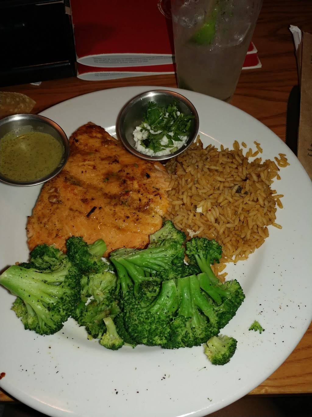 Chilis Grill & Bar | meal takeaway | 5212 TX-360, Grand Prairie, TX 75052, USA | 9726605000 OR +1 972-660-5000