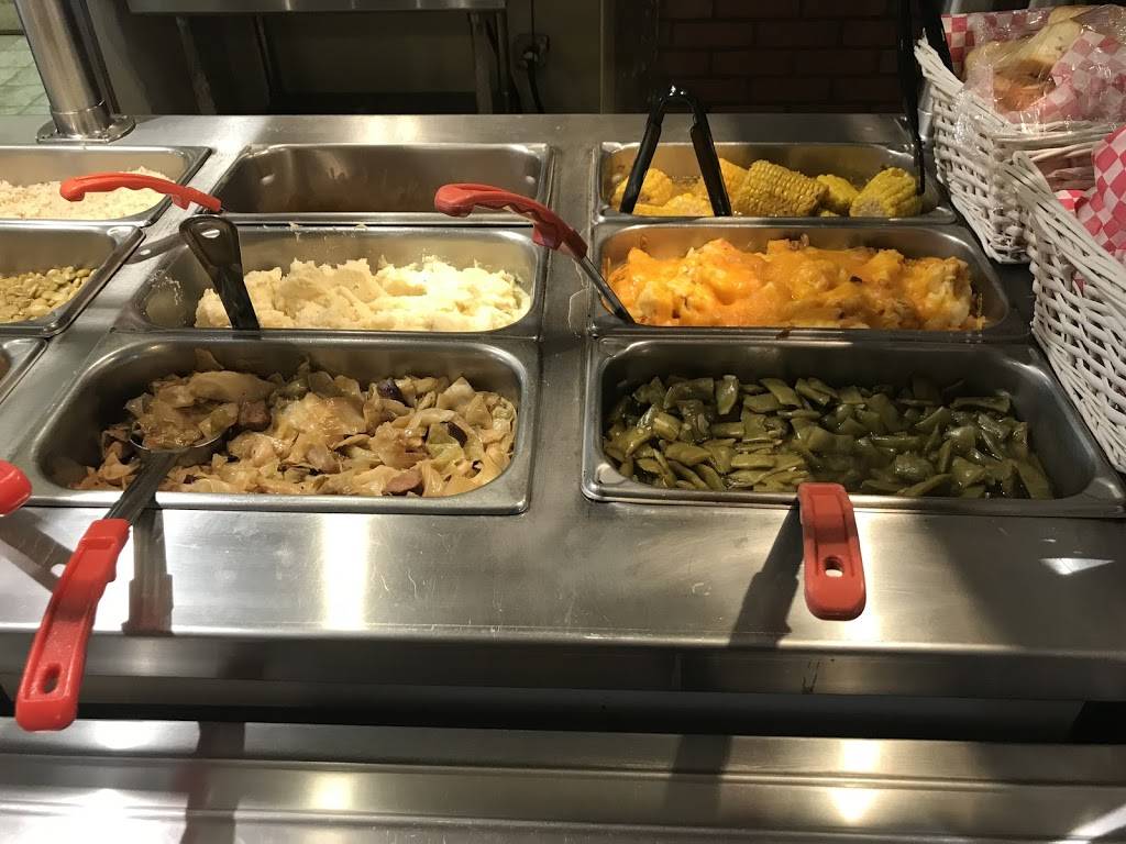 Barnhouse Barbeque | restaurant | 1440 S Live Oak Dr, Moncks Corner, SC 29461, USA | 8437611101 OR +1 843-761-1101