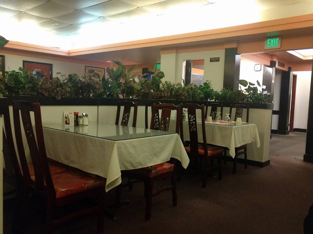 Mandarin Gate | restaurant | 10000 Aurora Ave N # 14, Seattle, WA 98133, USA | 2065270709 OR +1 206-527-0709