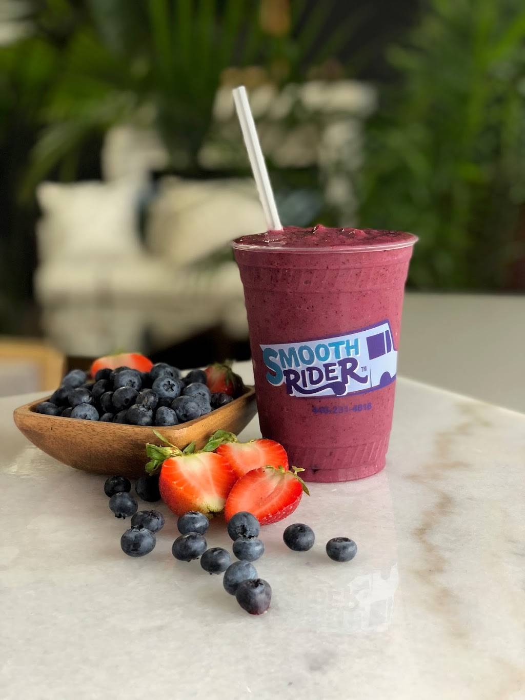 Smooth Rider Smoothies | restaurant | 1983 W 28th St, Cleveland, OH 44113, USA | 4402314818 OR +1 440-231-4818
