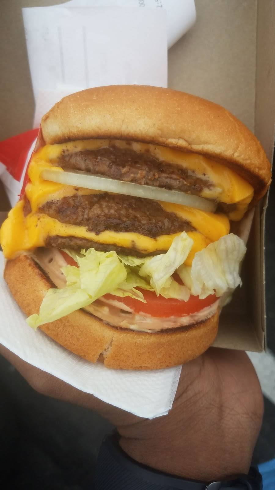 In-N-Out Burger | restaurant | 6292 Westminster Blvd, Westminster, CA 92683, USA | 8007861000 OR +1 800-786-1000